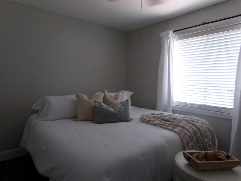 Building Photo - 603 Antilla Ave