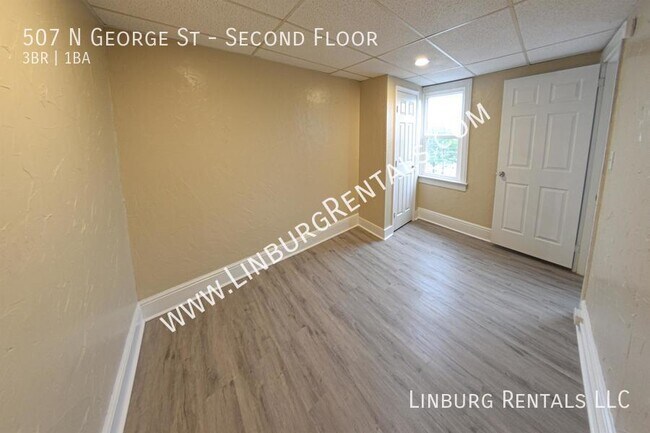 Building Photo - 507 N George St