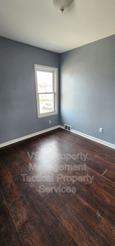 Building Photo - 3484 W 60th St