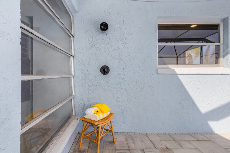 Building Photo - 1047 SE 30th Terrace