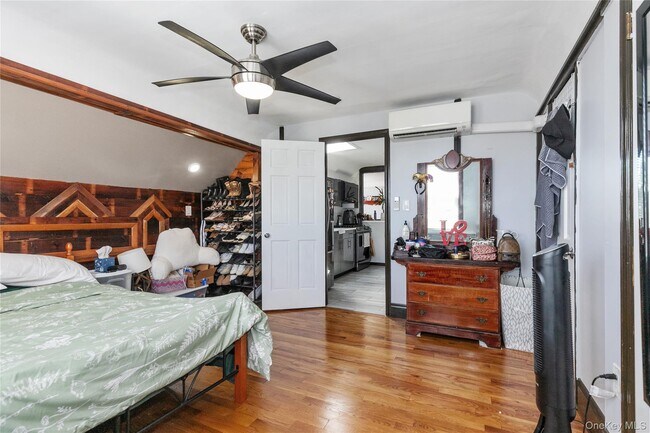 Building Photo - 87-13 135th St