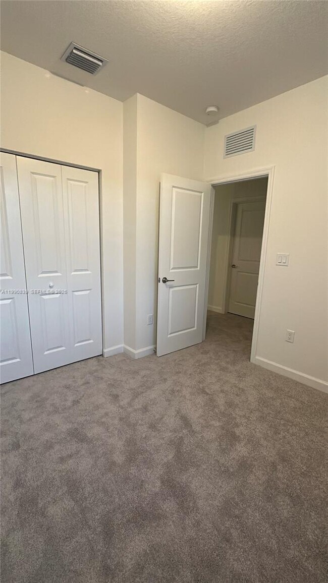 Building Photo - 2889 25rd