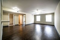 Building Photo - 2 bed/ 1 bath LaGrange, KY