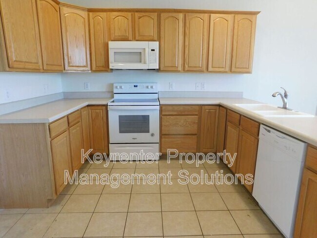 Building Photo - 34 Enchanted View Cir