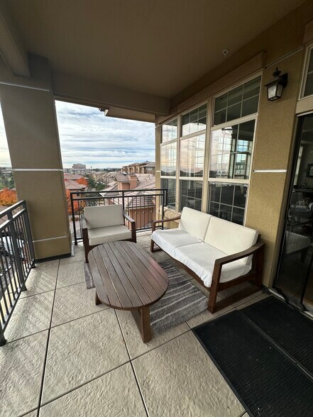 Building Photo - 7820 Inverness Blvd