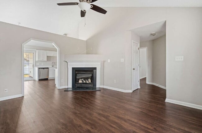 Building Photo - One-Story 3-Bedroom Home in Heart of Knightdale