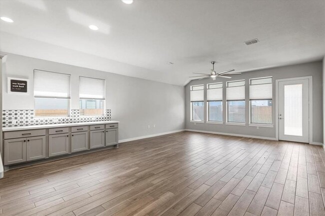 Building Photo - 8109 Gilwice Ln