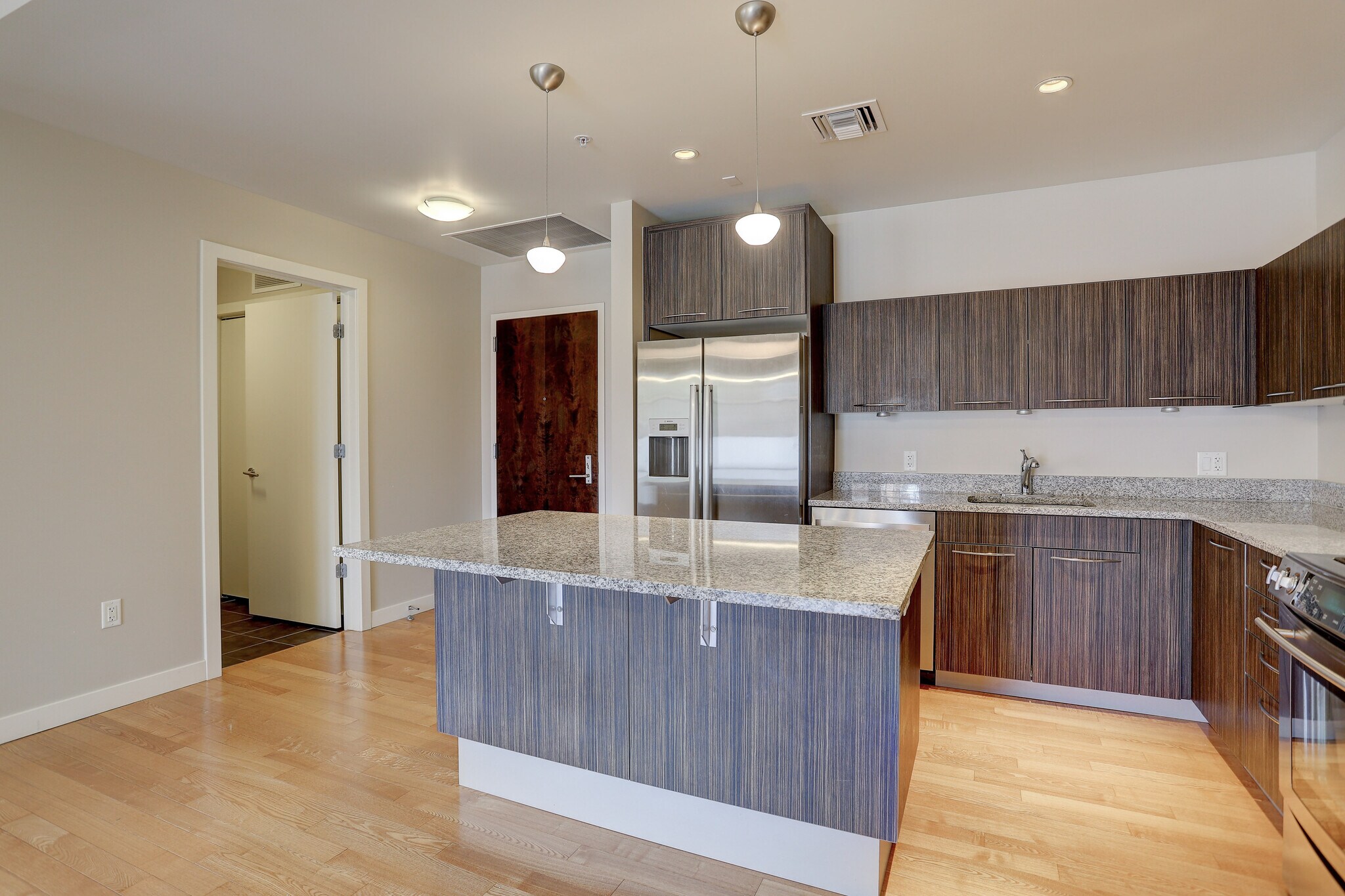 Building Photo - 410 Acoma St
