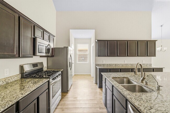 Building Photo - 18025 Atwood Mill Dr