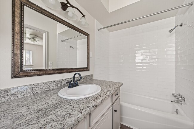 Building Photo - 10503 Ladino Rd