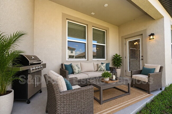 Building Photo - 5507 Freesia Dr