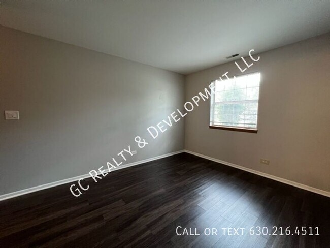 Building Photo - 47 Gant Cir