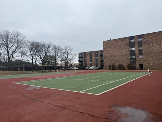 Building Photo - 8923 Knight Ave