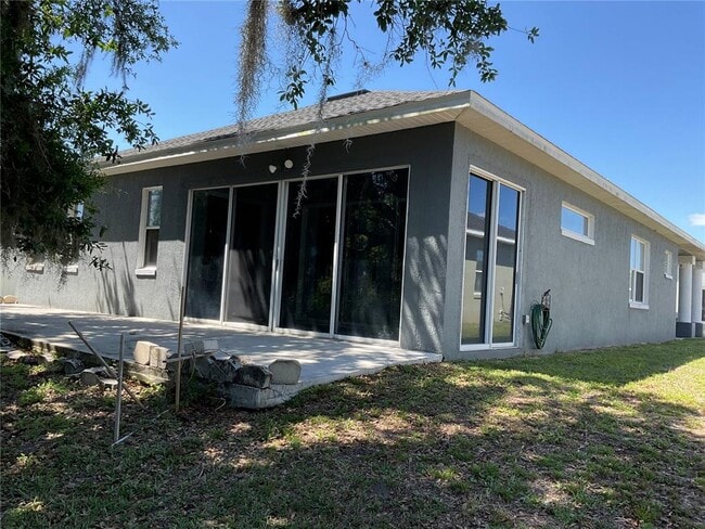 Building Photo - 132 Golf Aire Blvd