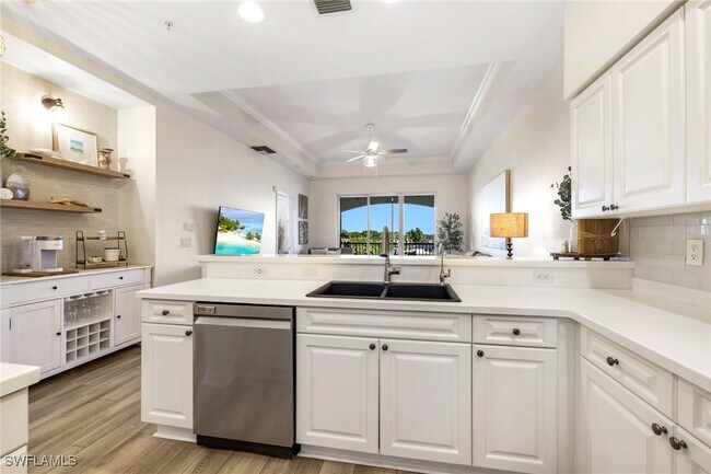 Building Photo - 1781 Four Mile Cove Pkwy
