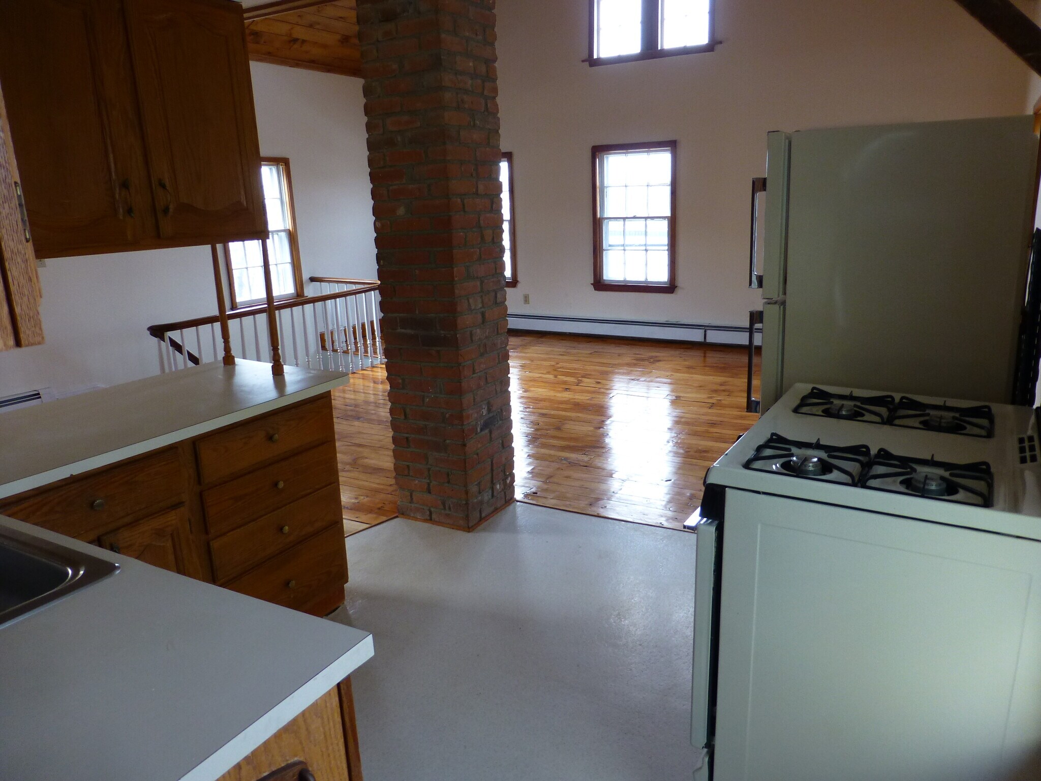 Building Photo - 529 Quinnipiac Ave