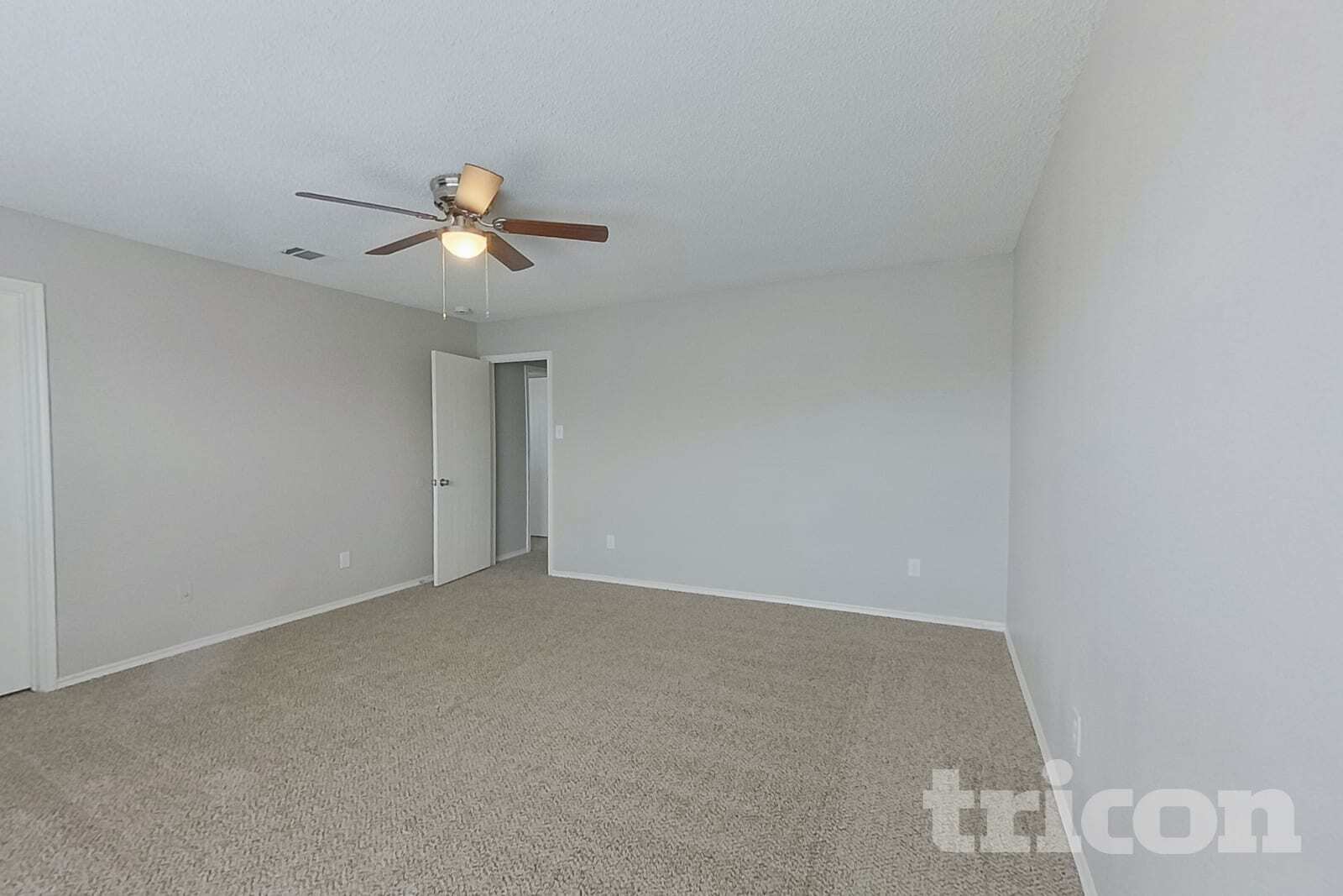 Building Photo - 6209 Winnebago Ct