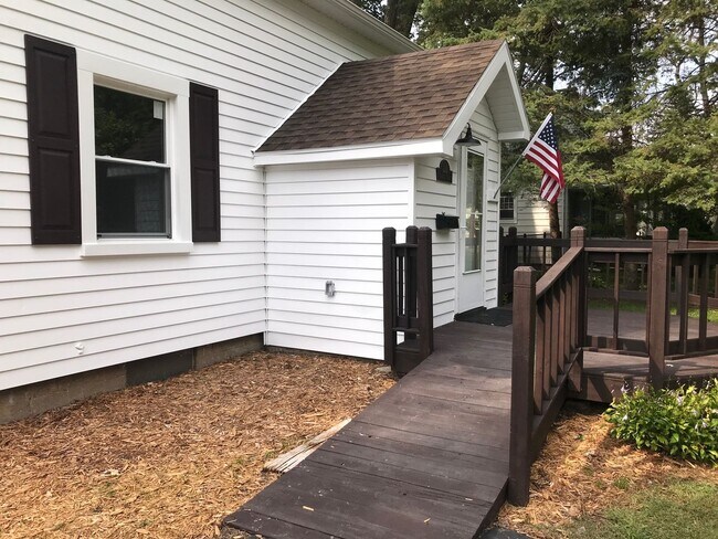 Building Photo - Welcome to the Village of Milford!