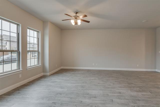 Building Photo - 915 Ponds Edge Ln