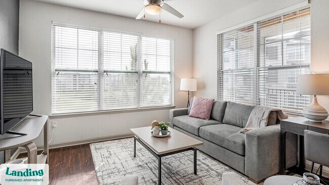 Building Photo - 15777 Quorum Dr