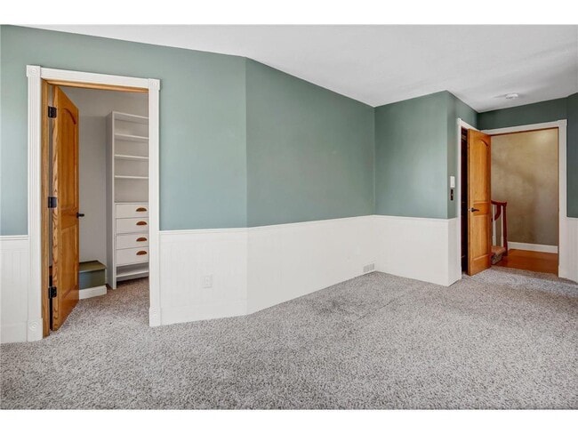 Building Photo - 1209 Lewis Ave SW