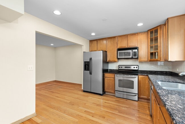 Building Photo - 1723 Wildberry Dr