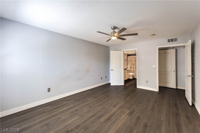 Building Photo - 5055 W Hacienda Ave