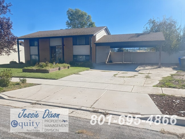 Building Photo - 5136 1250 W