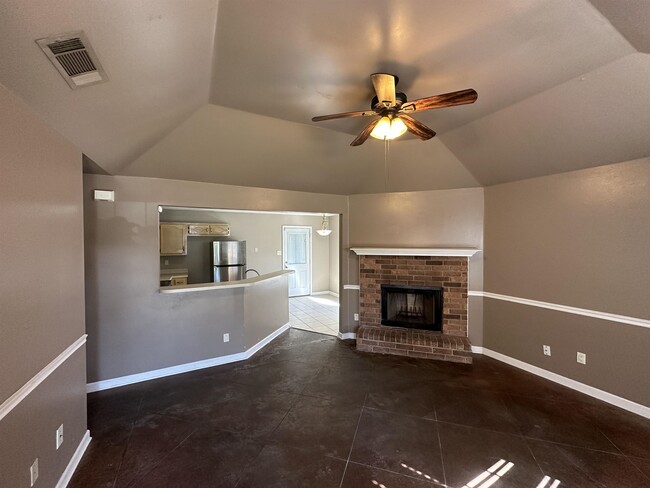Building Photo - 5534 Lacey Cove
