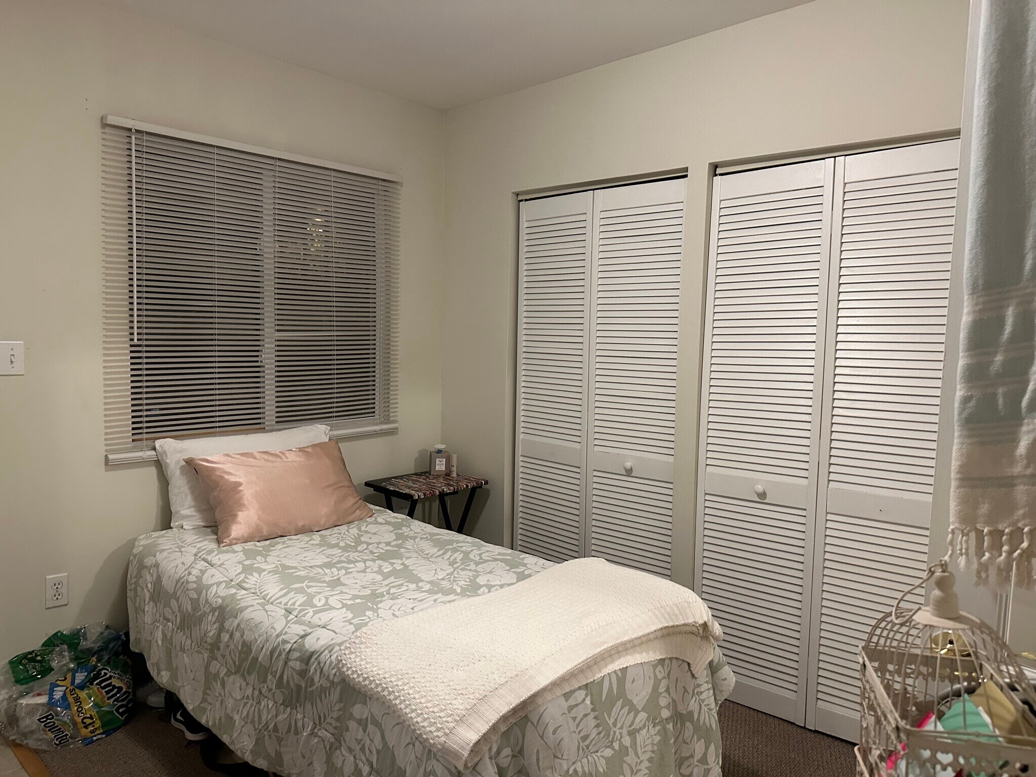 Building Photo - 213 19th St NE