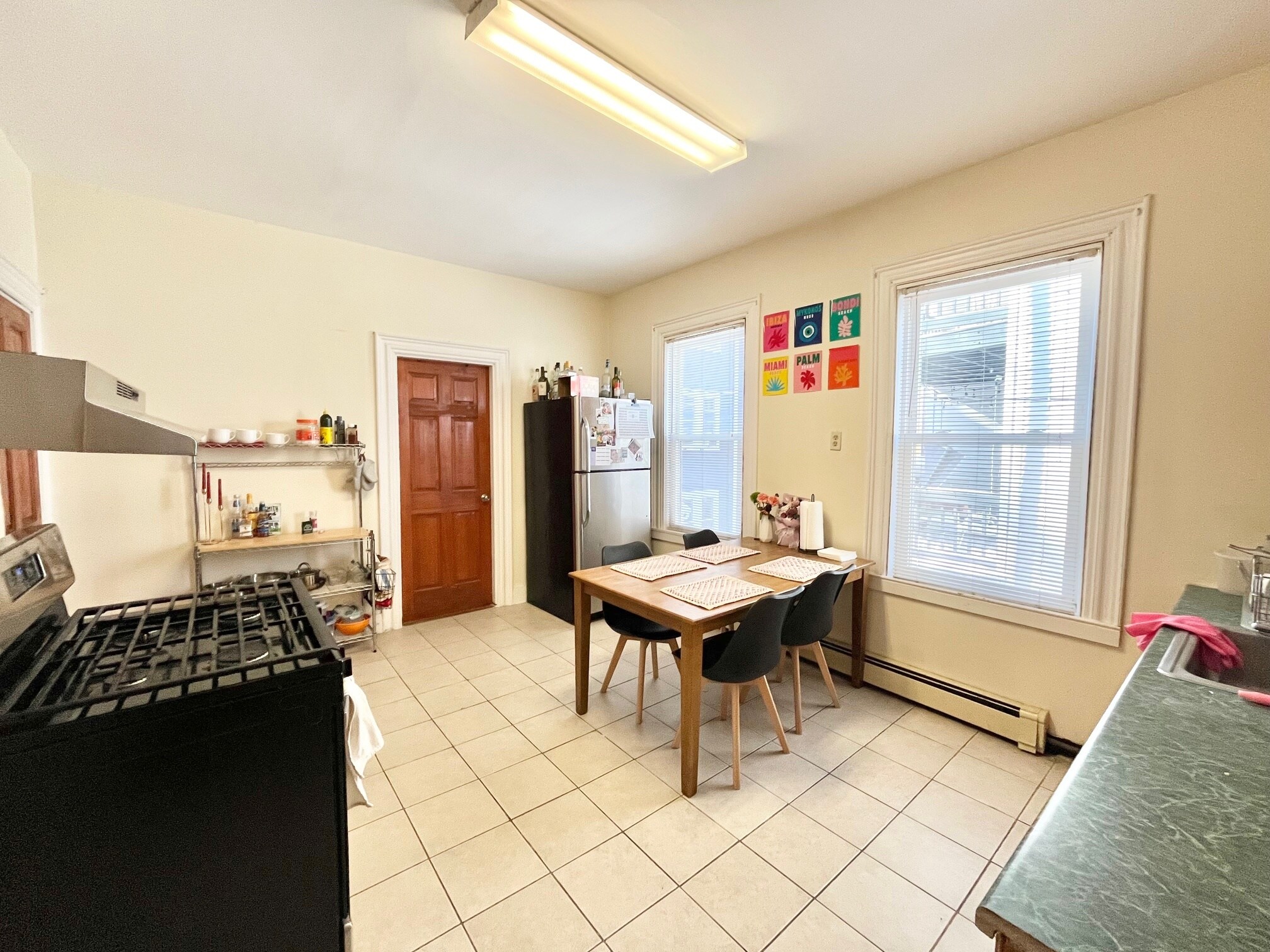 Building Photo - 103 Calumet St