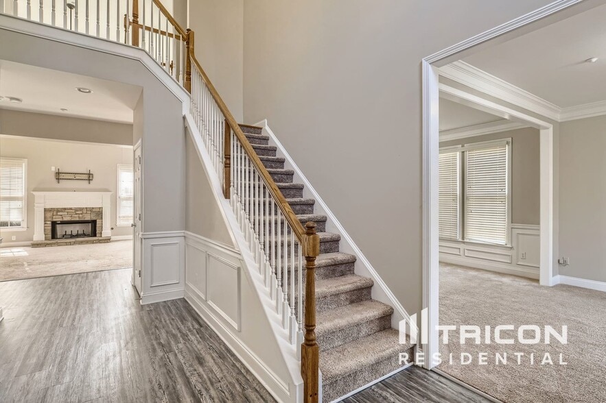 Building Photo - 529 Water Birch Way