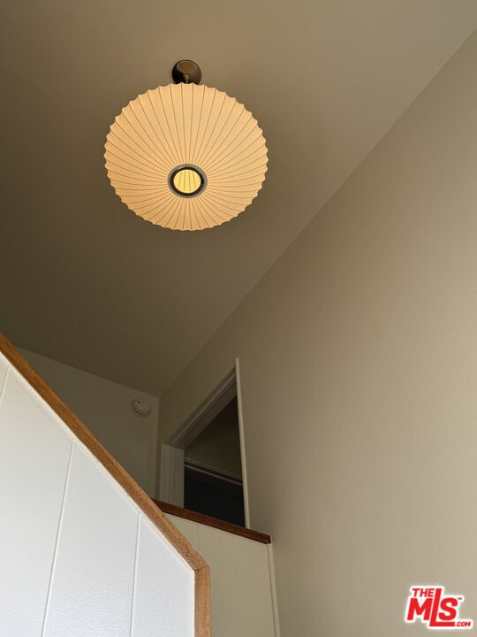 Building Photo - 5259 1/2 Village Green