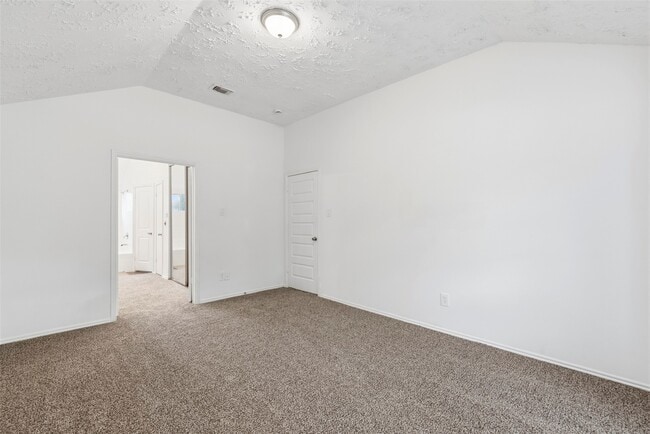 Building Photo - 16826 Carbridge Dr