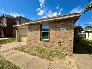 Building Photo - 7057 Wax Berry Dr