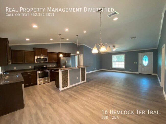 Building Photo - 16 Hemlock Terrace Trail