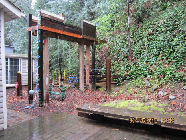 Building Photo - 18092 Idalyn Drive