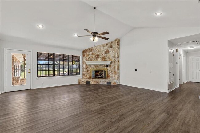 Building Photo - 6725 The Outer Ave