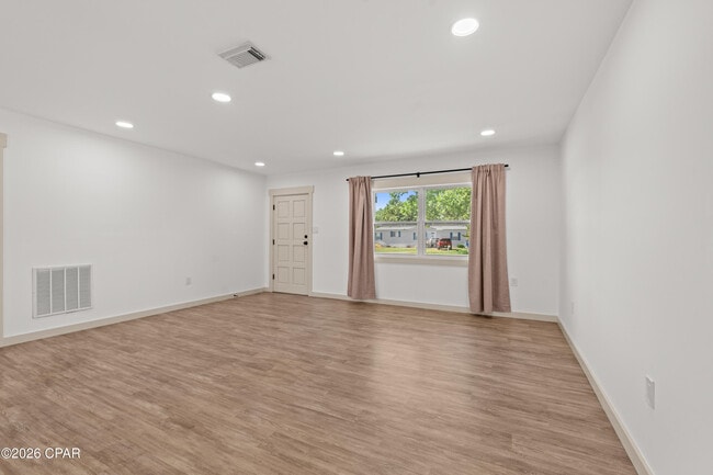 Building Photo - 2205 Game Farm Rd