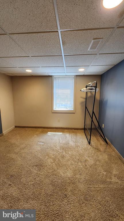 Building Photo - 228 Market Pl