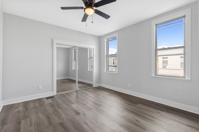 Building Photo - 2418 N 16th St