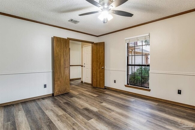 Building Photo - 6327 Heart Pine Dr