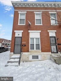 Building Photo - 733 N Linwood Ave