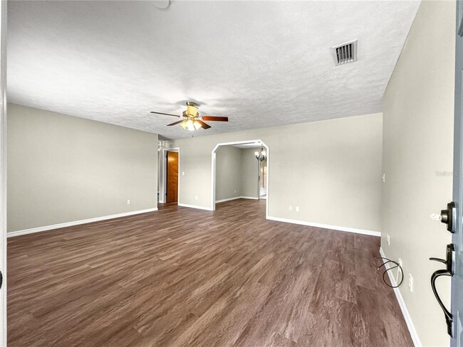 Building Photo - 10739 SE 44th Terrace