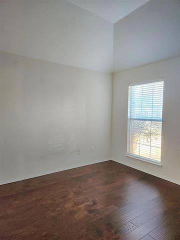 Building Photo - 1433 Woodmont Dr