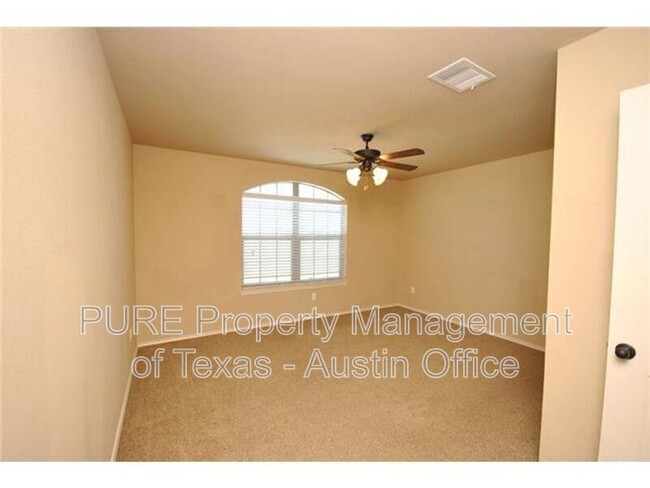 Building Photo - 1516 Muirfield Bend Dr