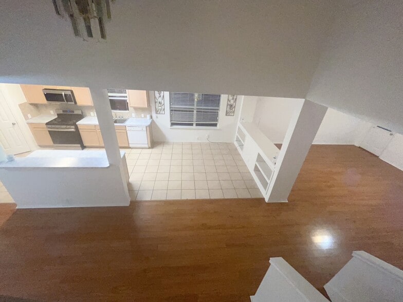 Building Photo - 14938 Sugar Sweet Dr