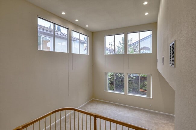 Building Photo - Cupertino Home for Rent!