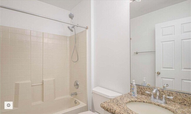 Building Photo - 5863 NW Cullom Cir
