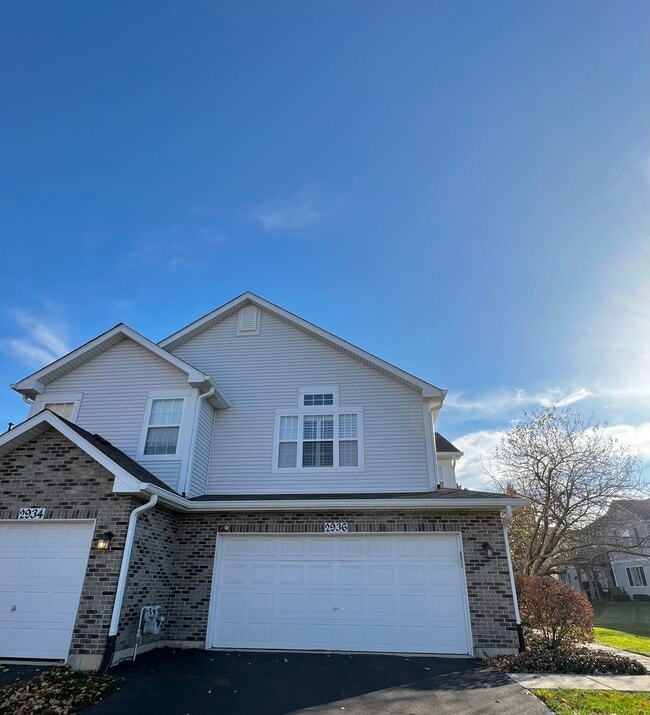 Building Photo - 2936 Kentshire Cir